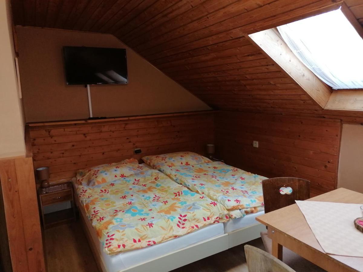 Hotel Privat Zvoncek à Terchová Extérieur photo